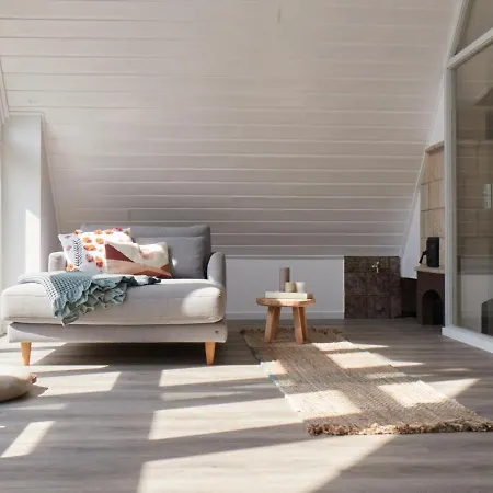 With A Fireplace Just 10 Minutes From The Beach *