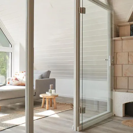 With A Fireplace Just 10 Minutes From The Beach 장크트 피터 오르딩