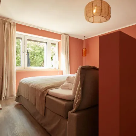 With A Fireplace Just 10 Minutes From The Beach