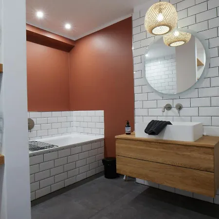 With A Fireplace Just 10 Minutes From The Beach * 장크트 피터 오르딩